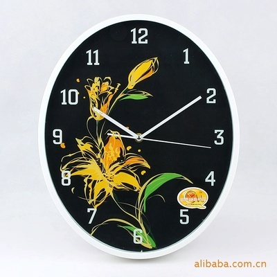 廠家直銷混批經典時尚家居橢圓形掛鐘 提升家居品味的實用藝術